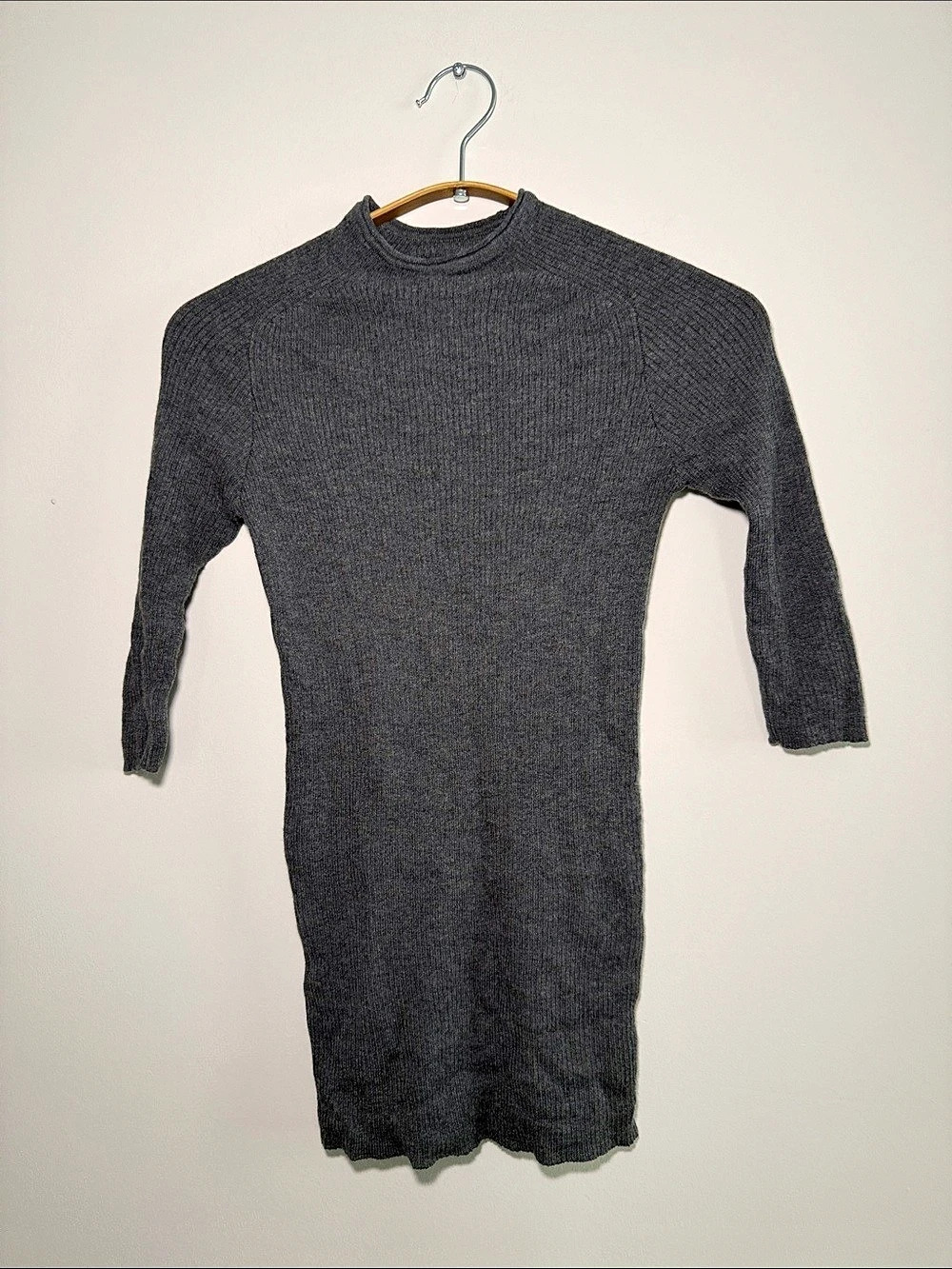 Cashmere and Silk Grey Knit Mockneck Ribbed Top